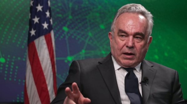 乾盘配资 坎贝尔称中美共存关键, 是对华展现美国未衰落